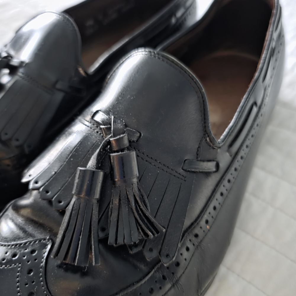 Allen EDMONDS Mansfield Classic Black Tassel Loafers Size 9.5 E